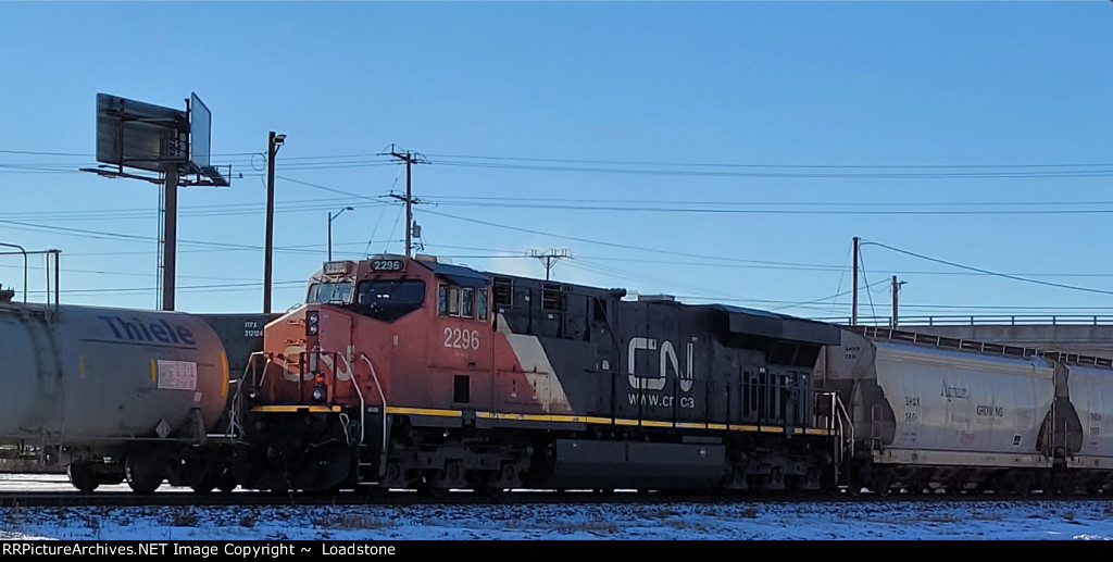 CN 2296